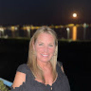 Meet your Posher, Vickie